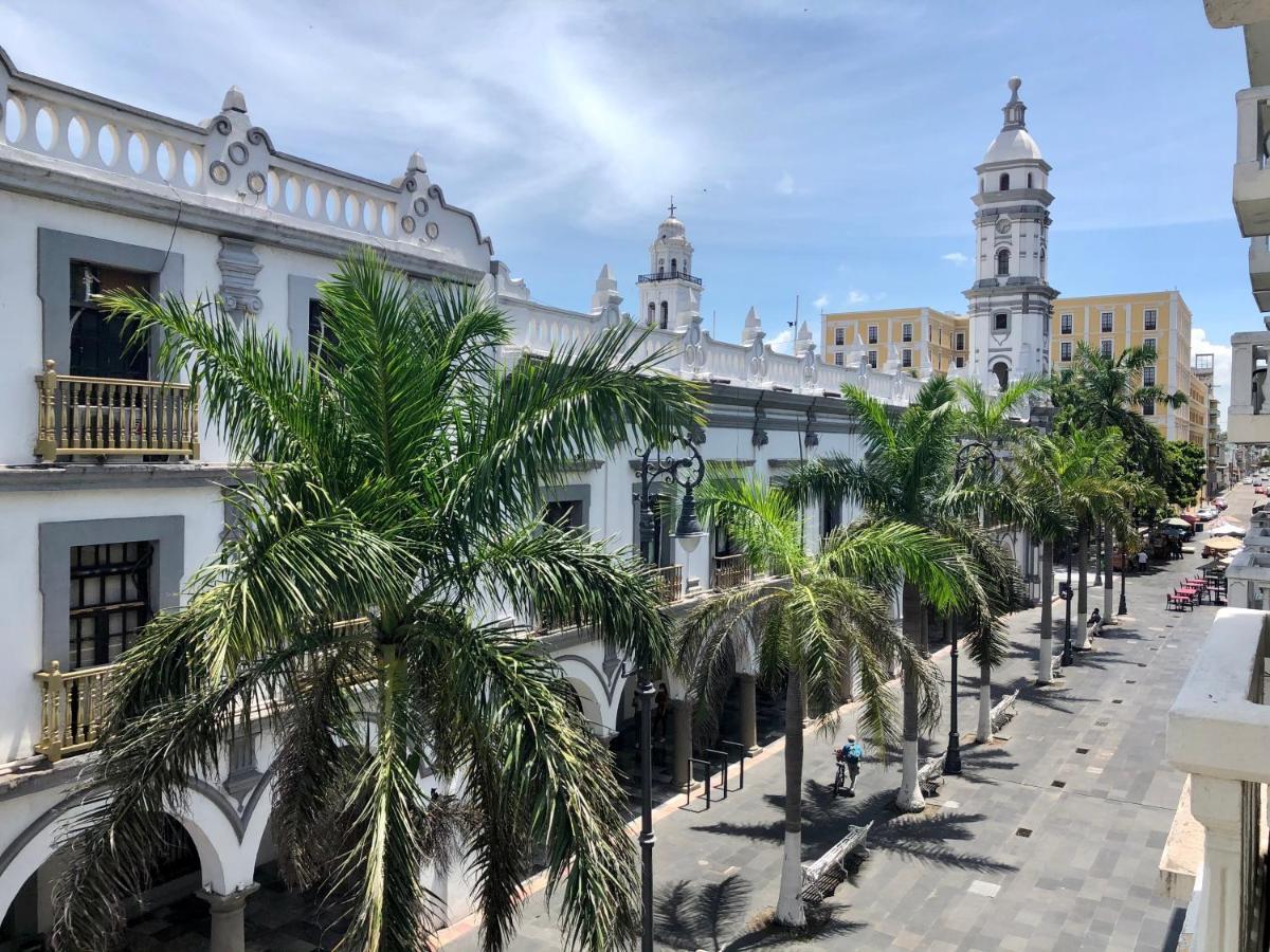 Hotel Puerta De Mar Veracruz Bagian luar foto